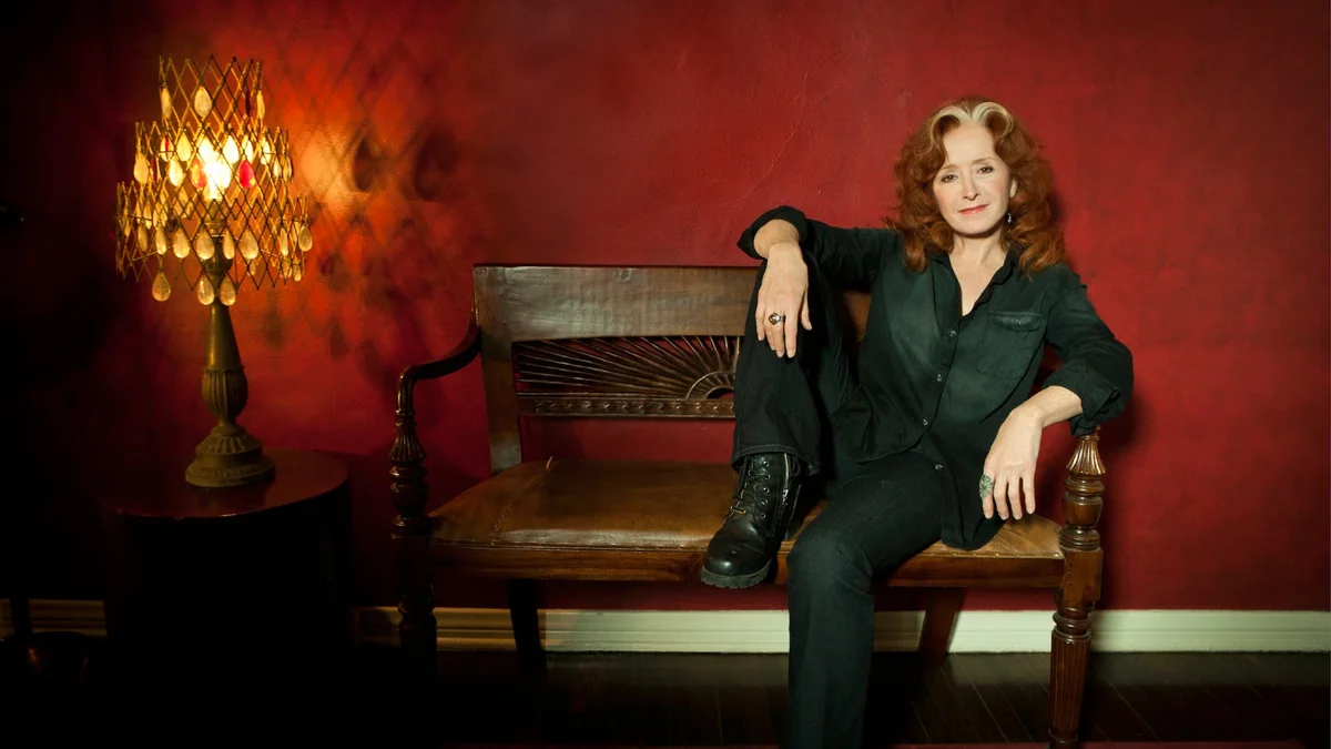Bonnie Raitt w/ Jon Cleary