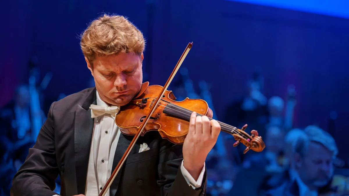 Sallinen Conducts Sibelius