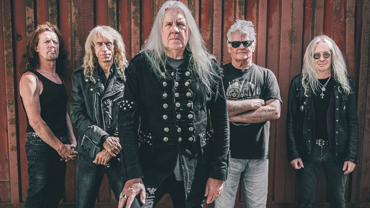 Saxon - Gods Of Thunder